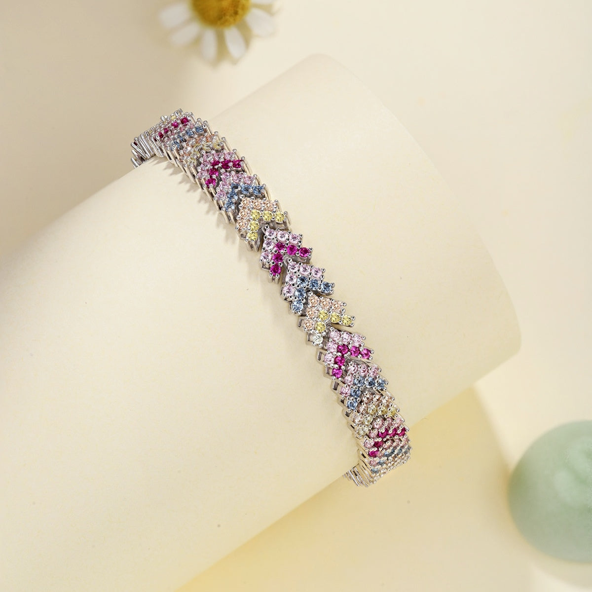 Pomuse Ornate Sparkling Round Cut Party Bracelet