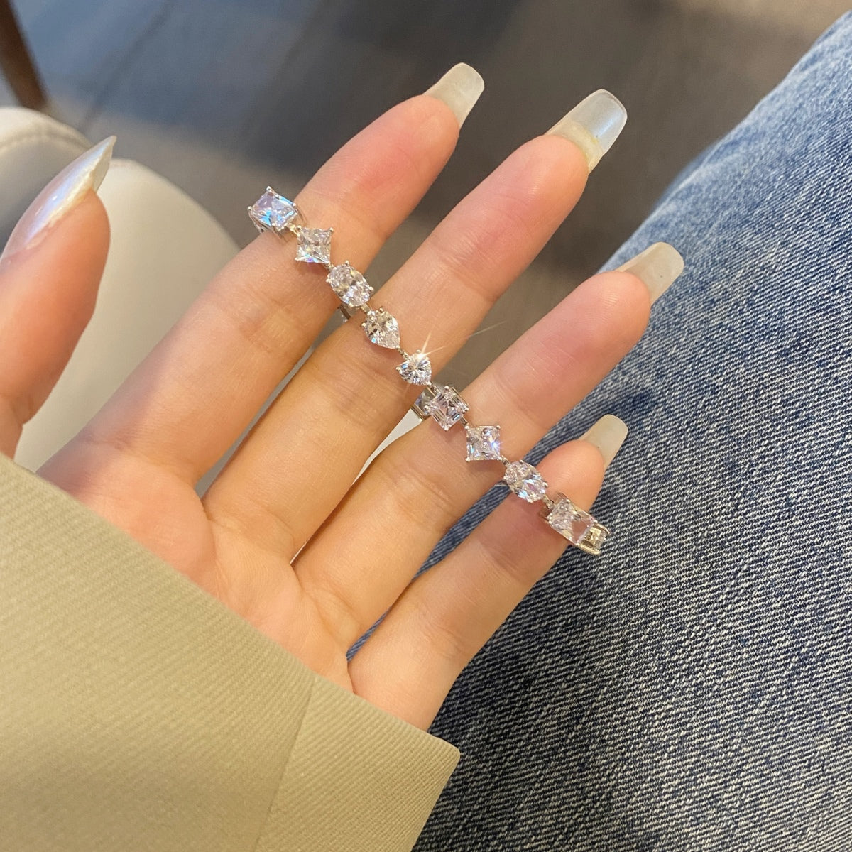 Pomuse Unique Exquisite Multi Cut Daily Bracelet