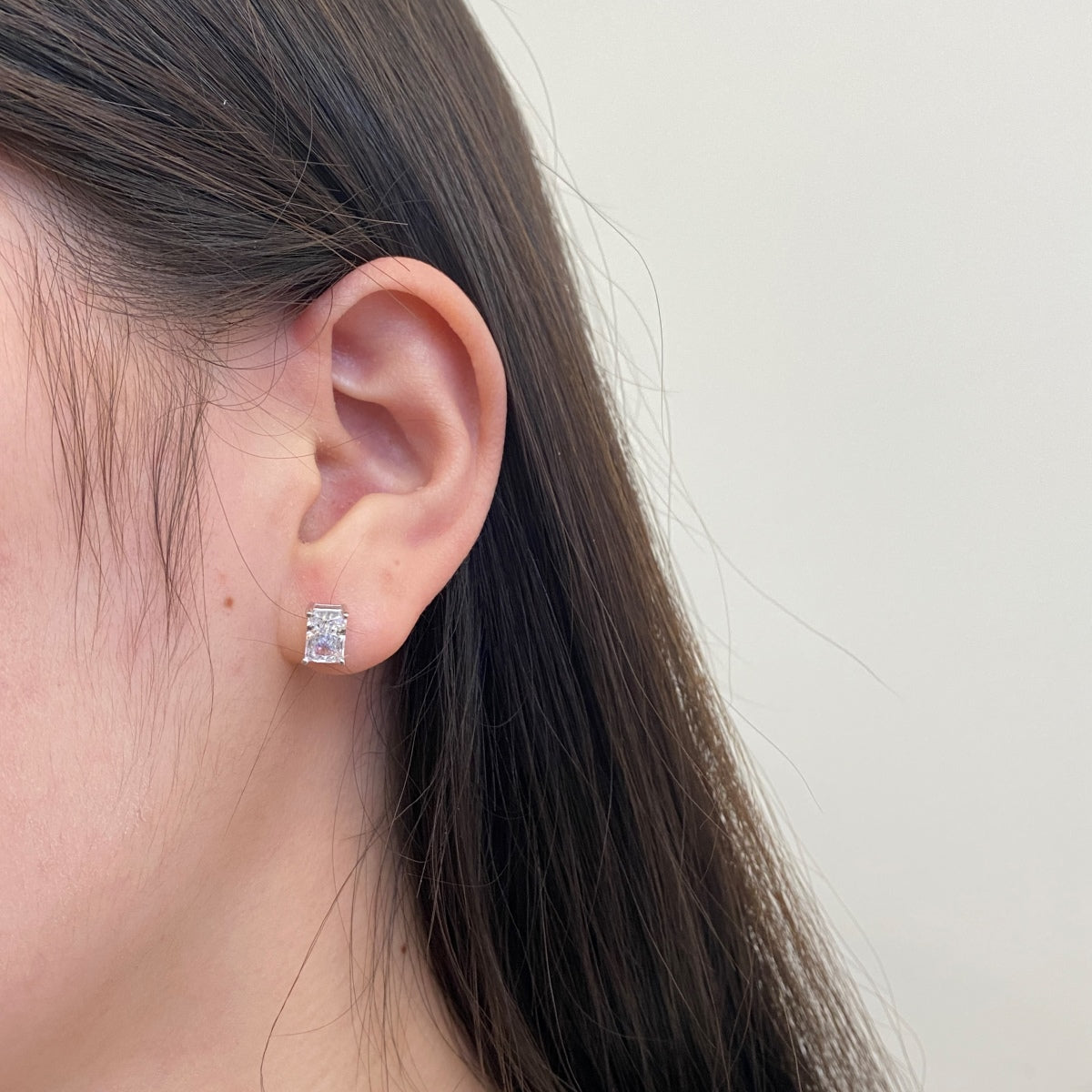 Pomuse Radiant Luxurious Princess Cut Daily Earrings