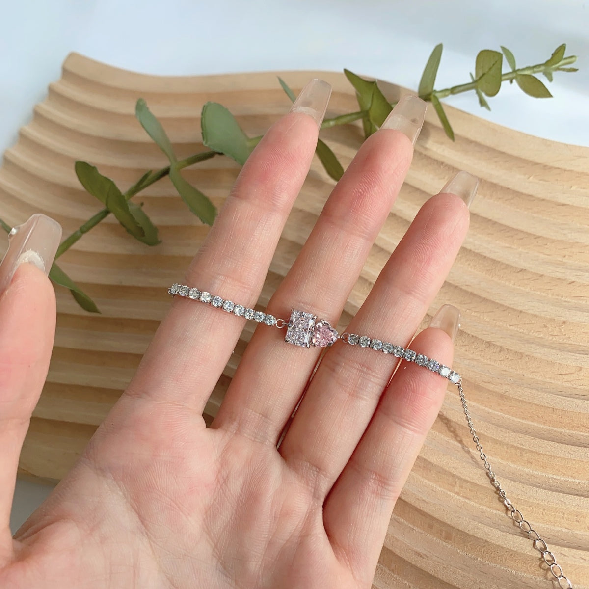 Pomuse Dazzling Unique Multi Shape Lover Bracelet