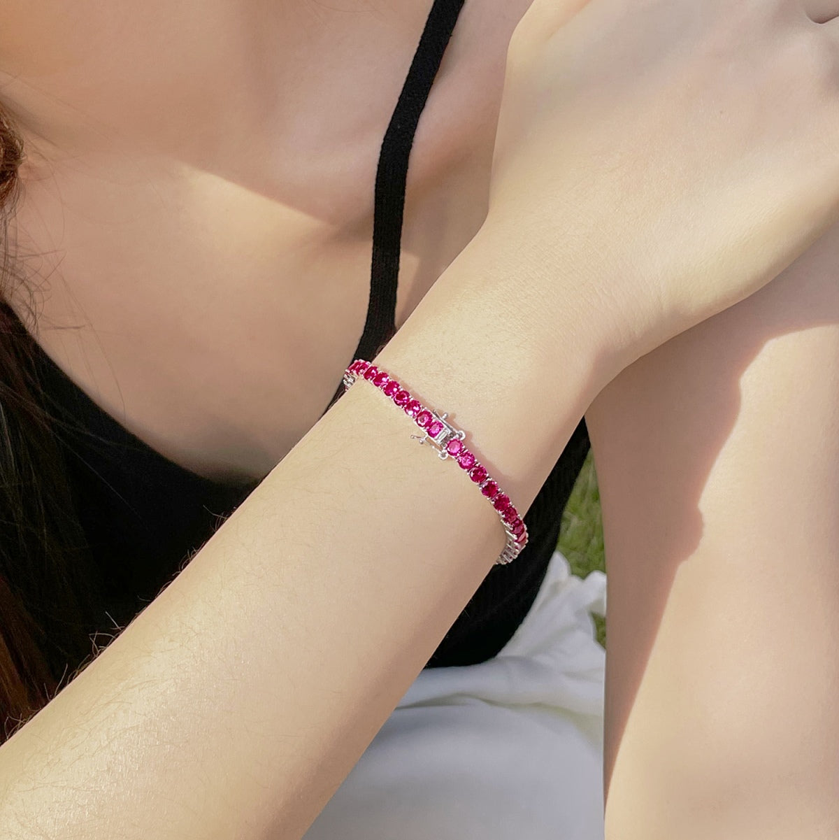 Pomuse Radiant Colorful Round Cut Party Bracelet