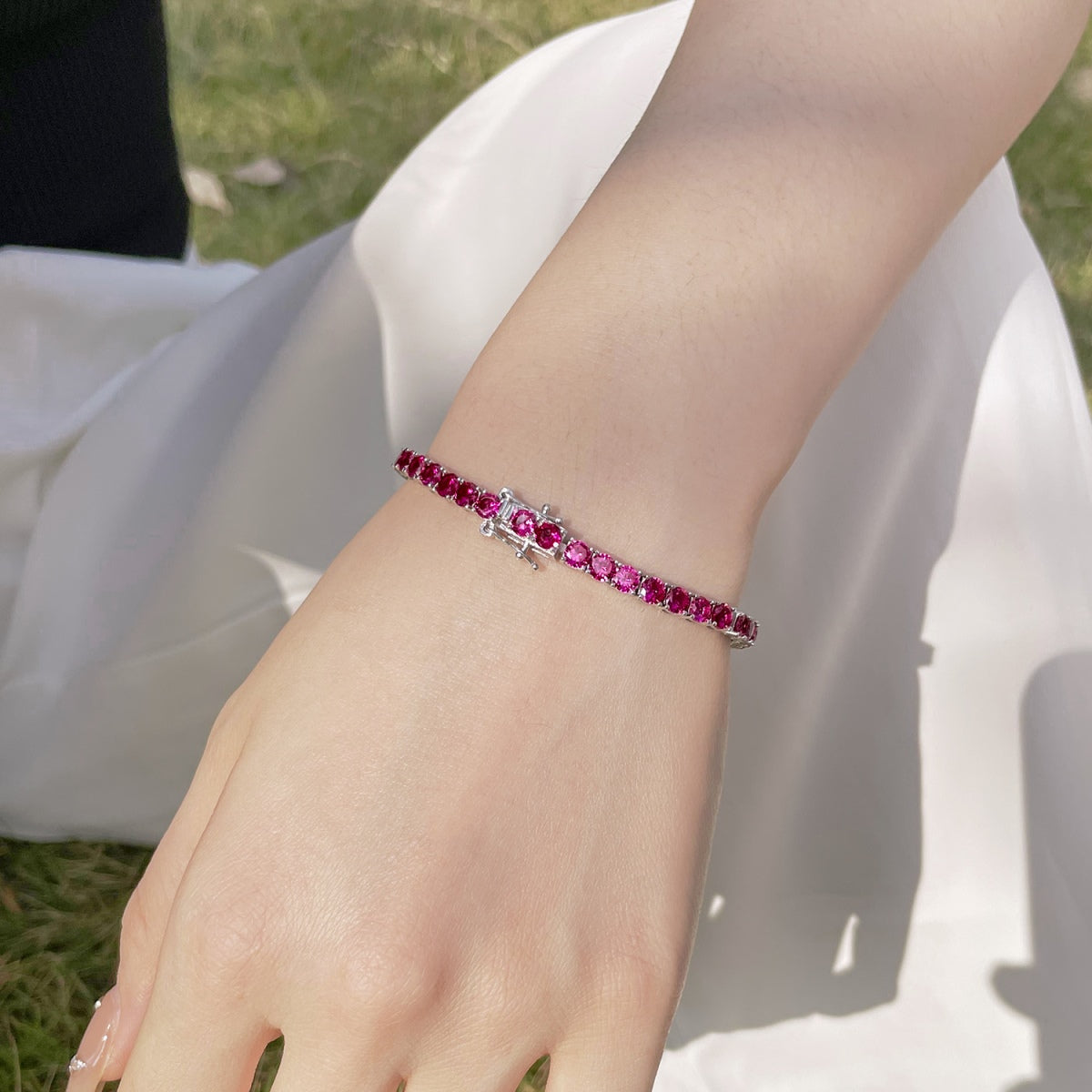 Pomuse Radiant Colorful Round Cut Party Bracelet