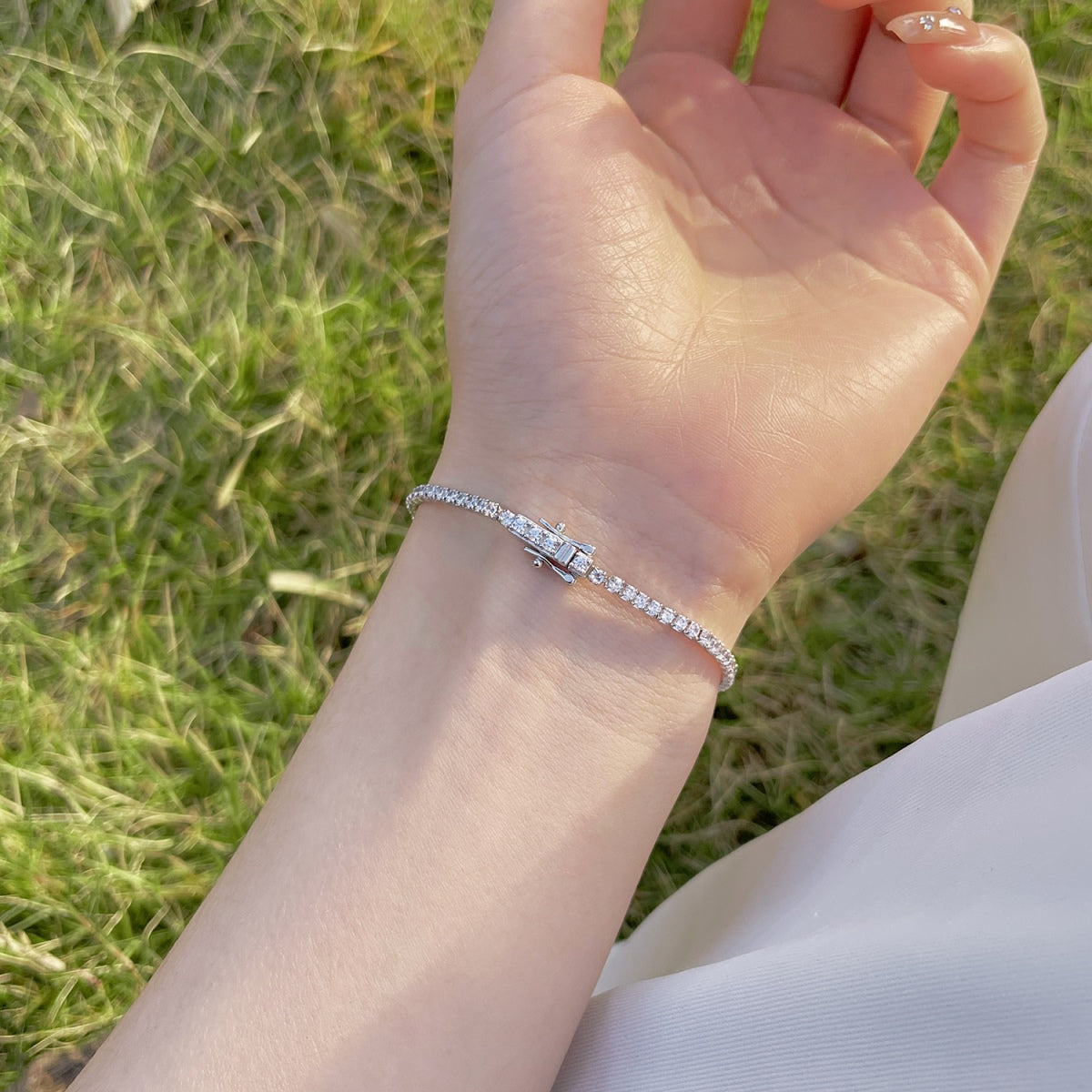 Pomuse Radiant Colorful Round Cut Party Bracelet