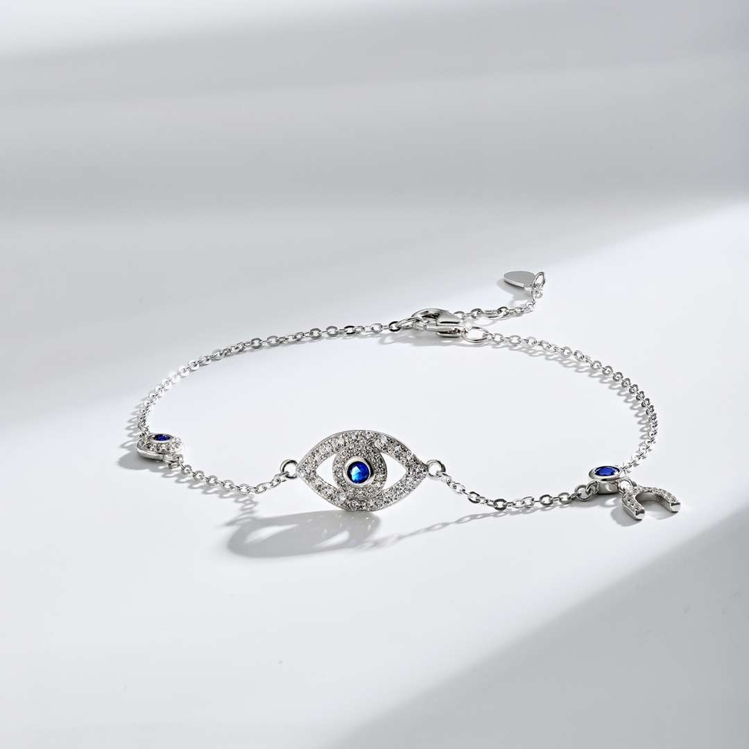 Pomuse Dainty Eye Shape Necklace