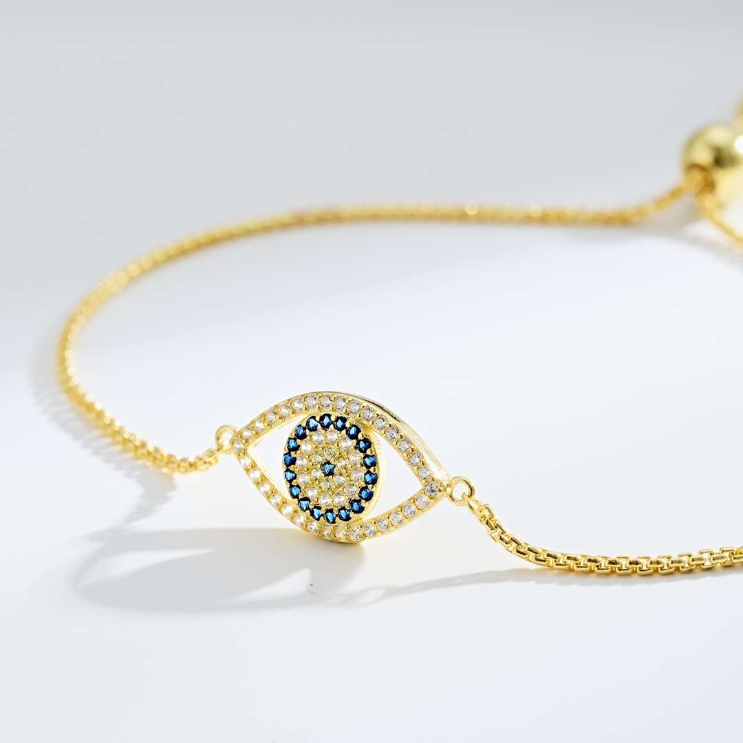 Pomuse Dazzling Eye Shape Necklace