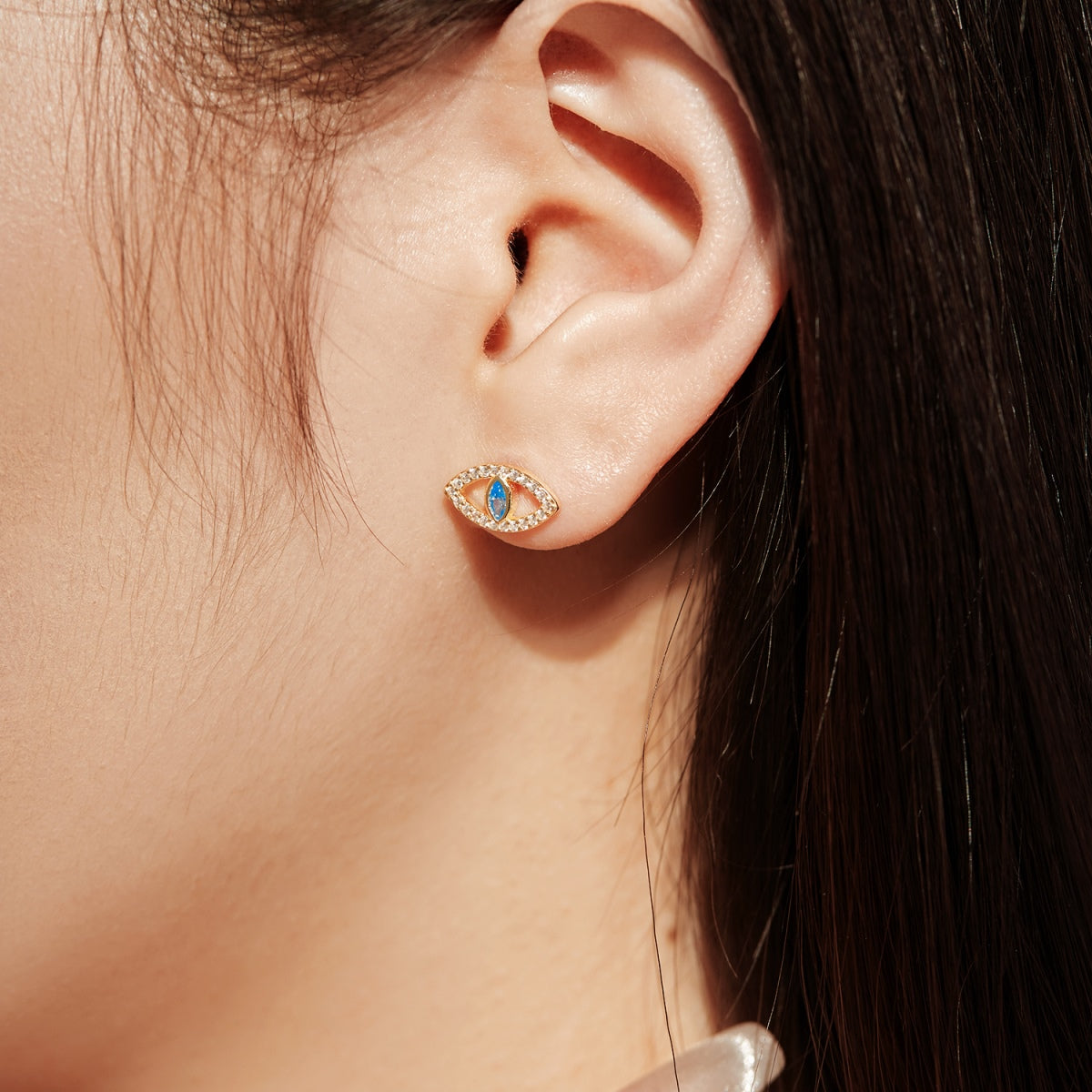 Pomuse Blue Devil Eyes Hollow Stud Earrings