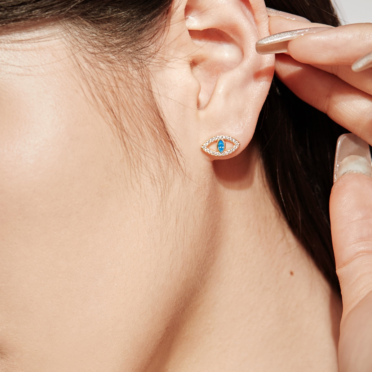 Pomuse Blue Devil Eyes Hollow Stud Earrings