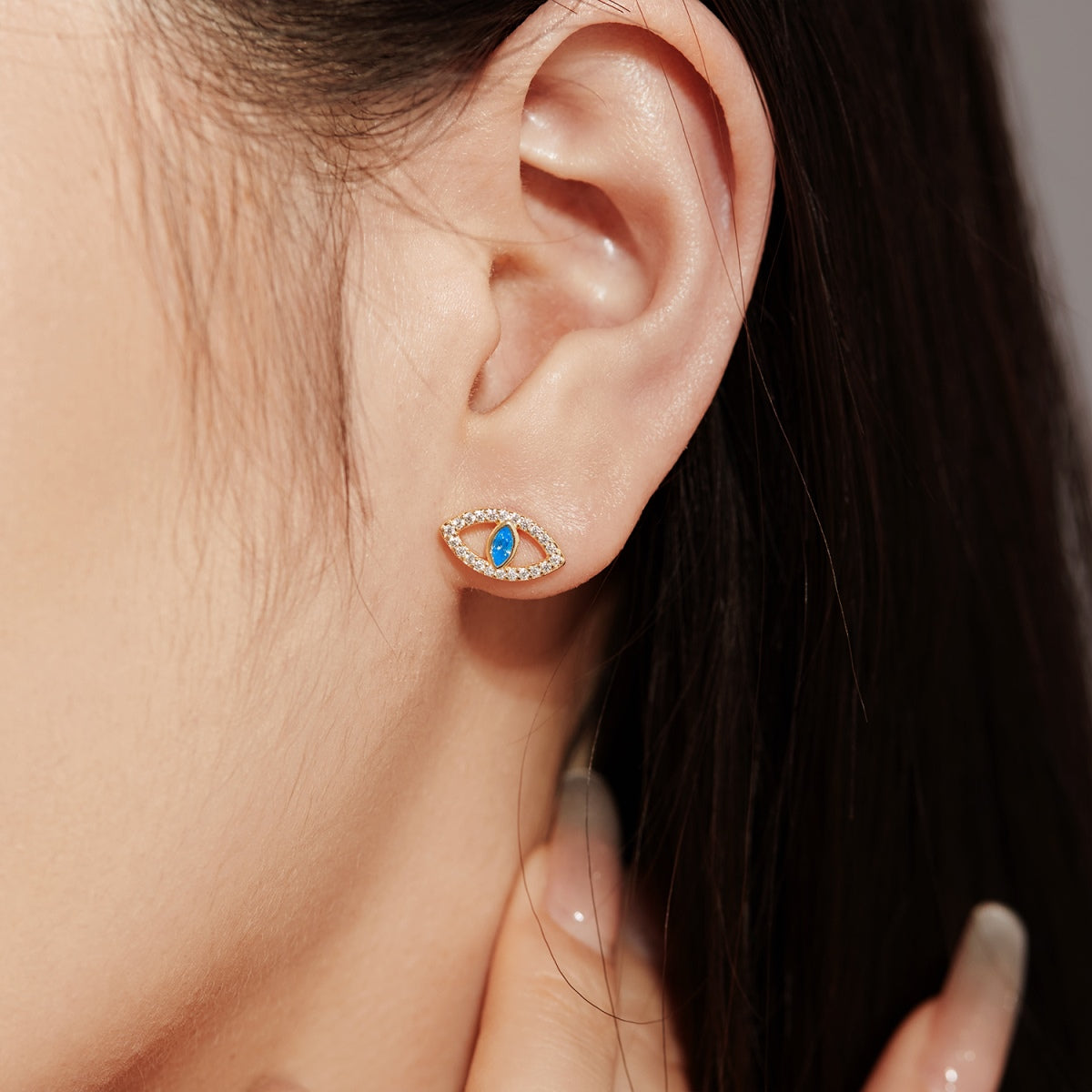 Pomuse Blue Devil Eyes Hollow Stud Earrings