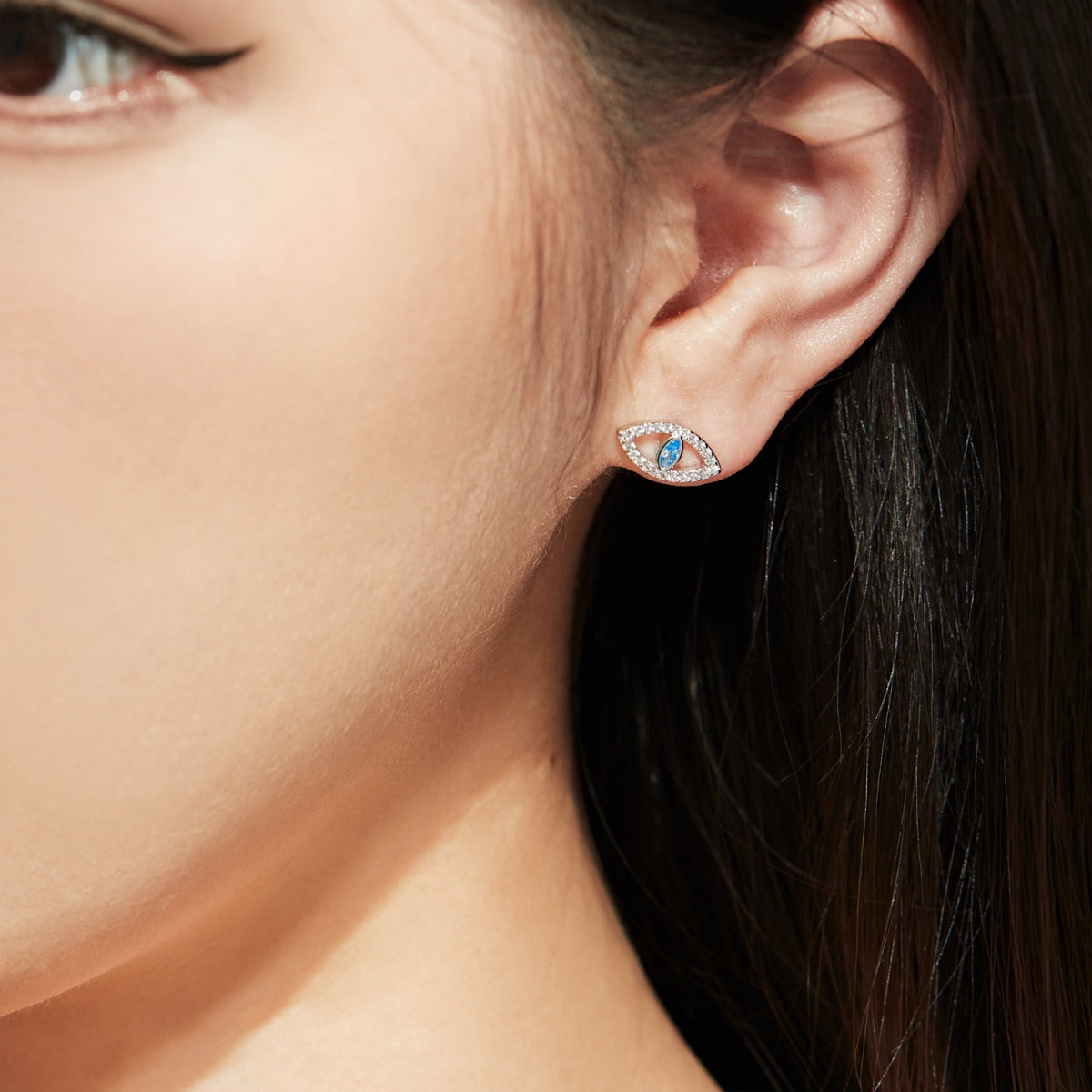 Pomuse Blue Devil Eyes Hollow Stud Earrings