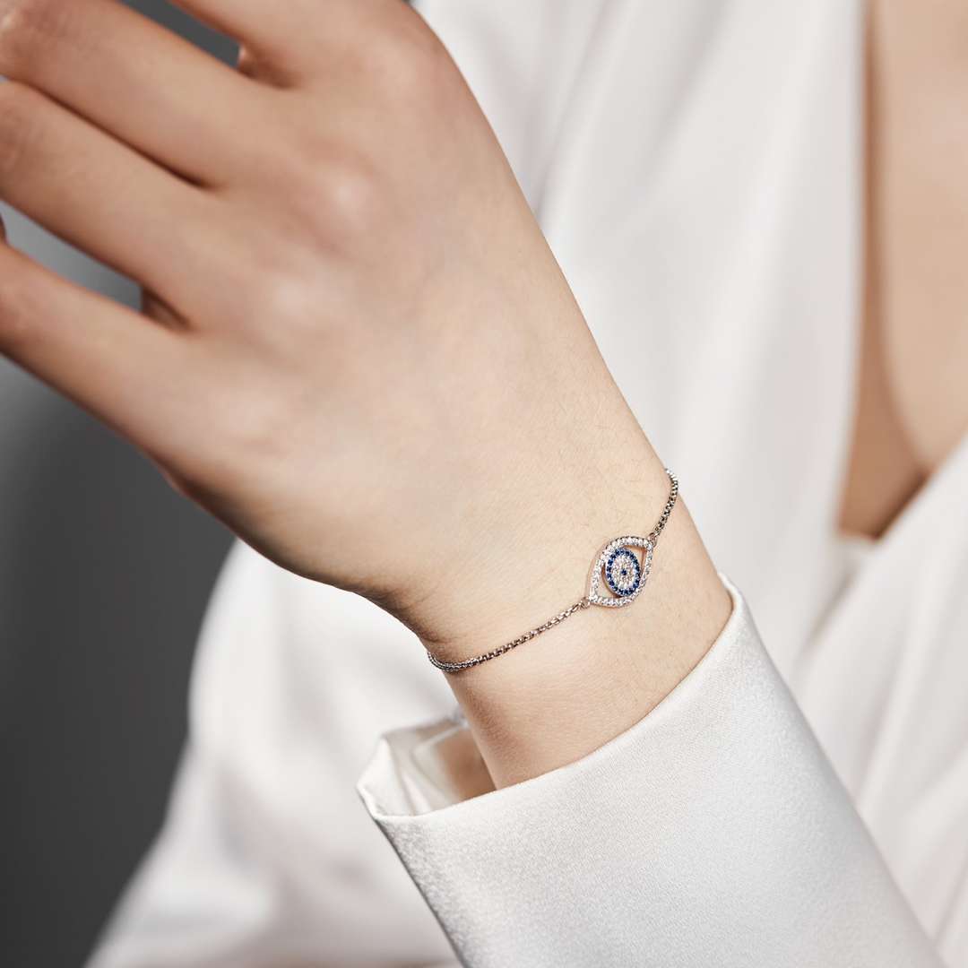 Pomuse Dazzling Eye Shape Necklace