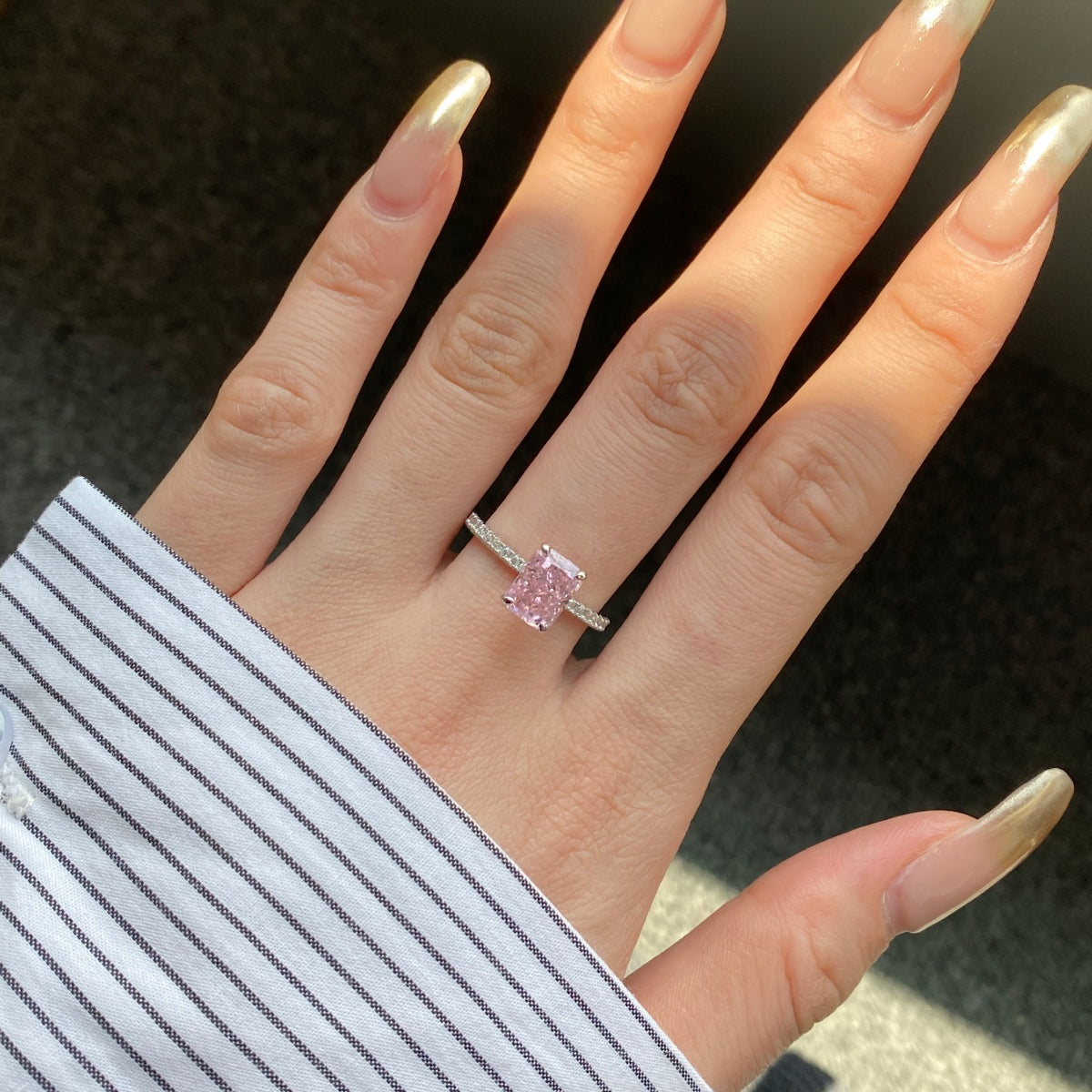 Pomuse 2.0 Carat Dazzling Sparkling Radiant Cut Party Ring