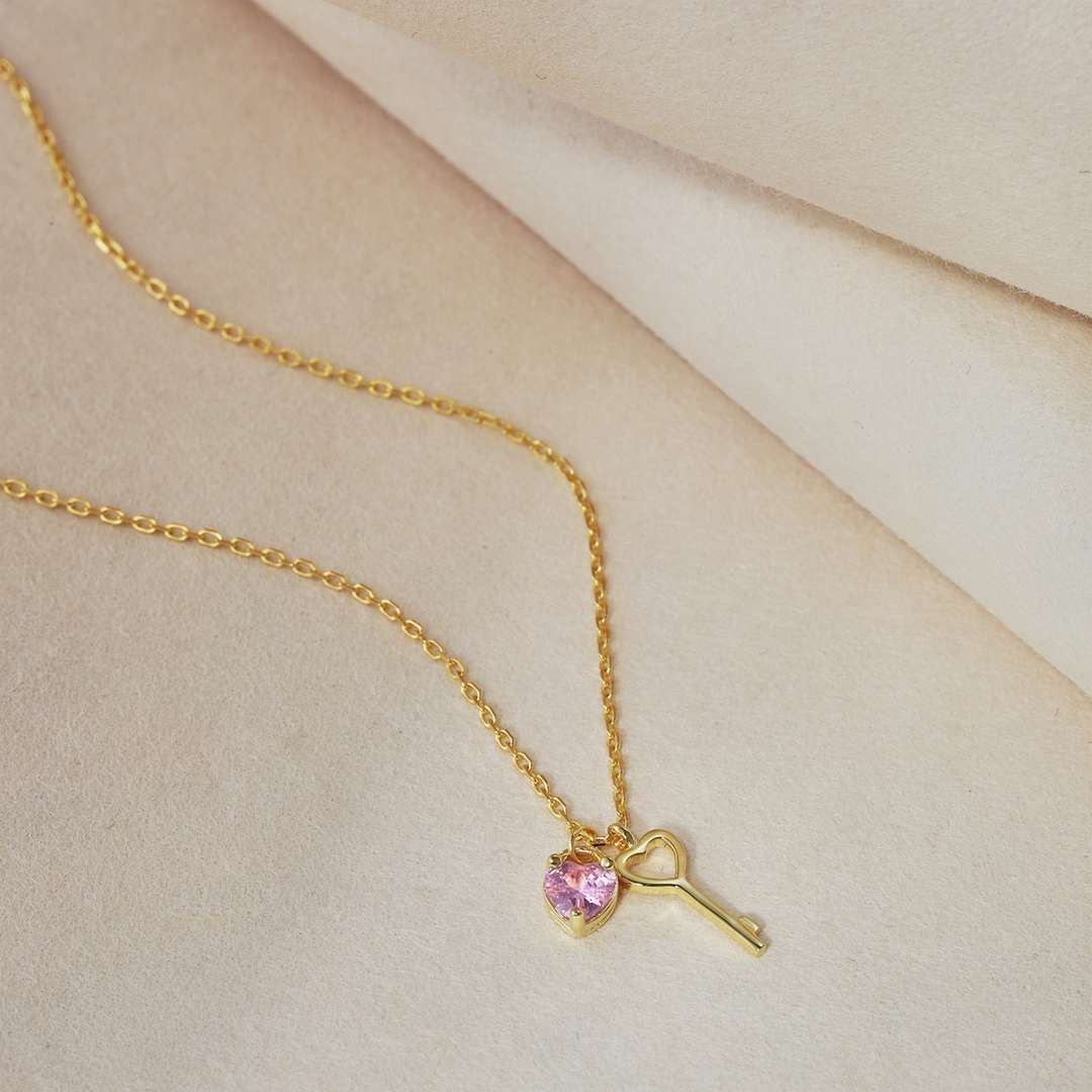 Pomuse Unique Heart Shape Key Pendent Necklace