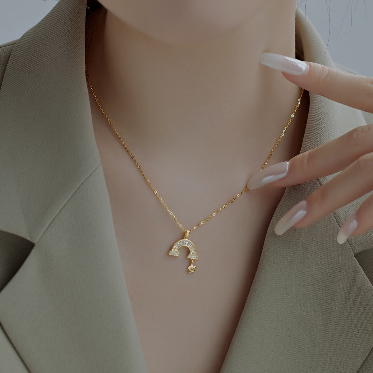 Pomuse Unique Rainbow Star Necklace
