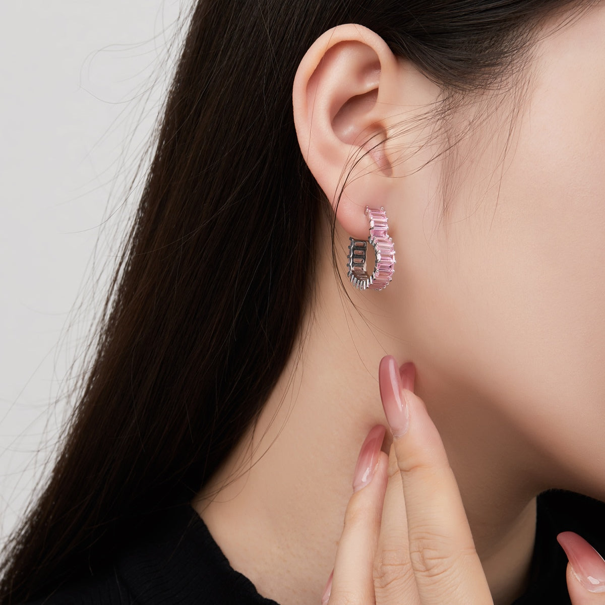 Pomuse Radiant Heart Cutout Earrings