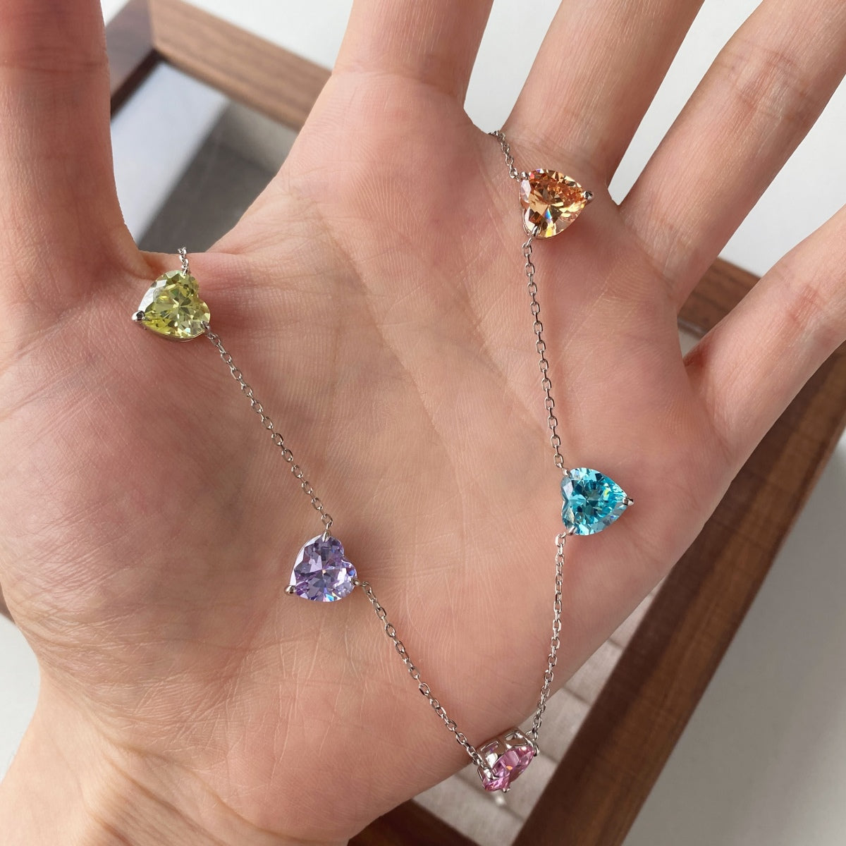 Pomuse Sparkling Colorful Heart Cut Necklace