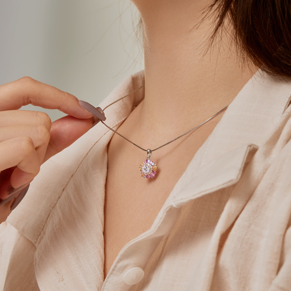 Pomuse Charming Flower Colorful Necklace