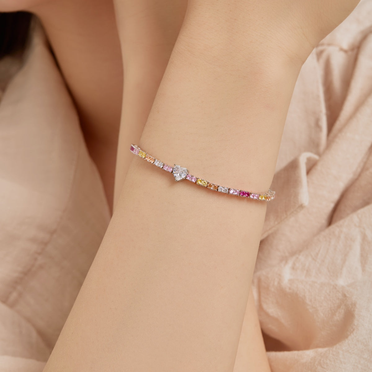 Pomuse Zartes romantisches Armband in Herzform für Liebhaber