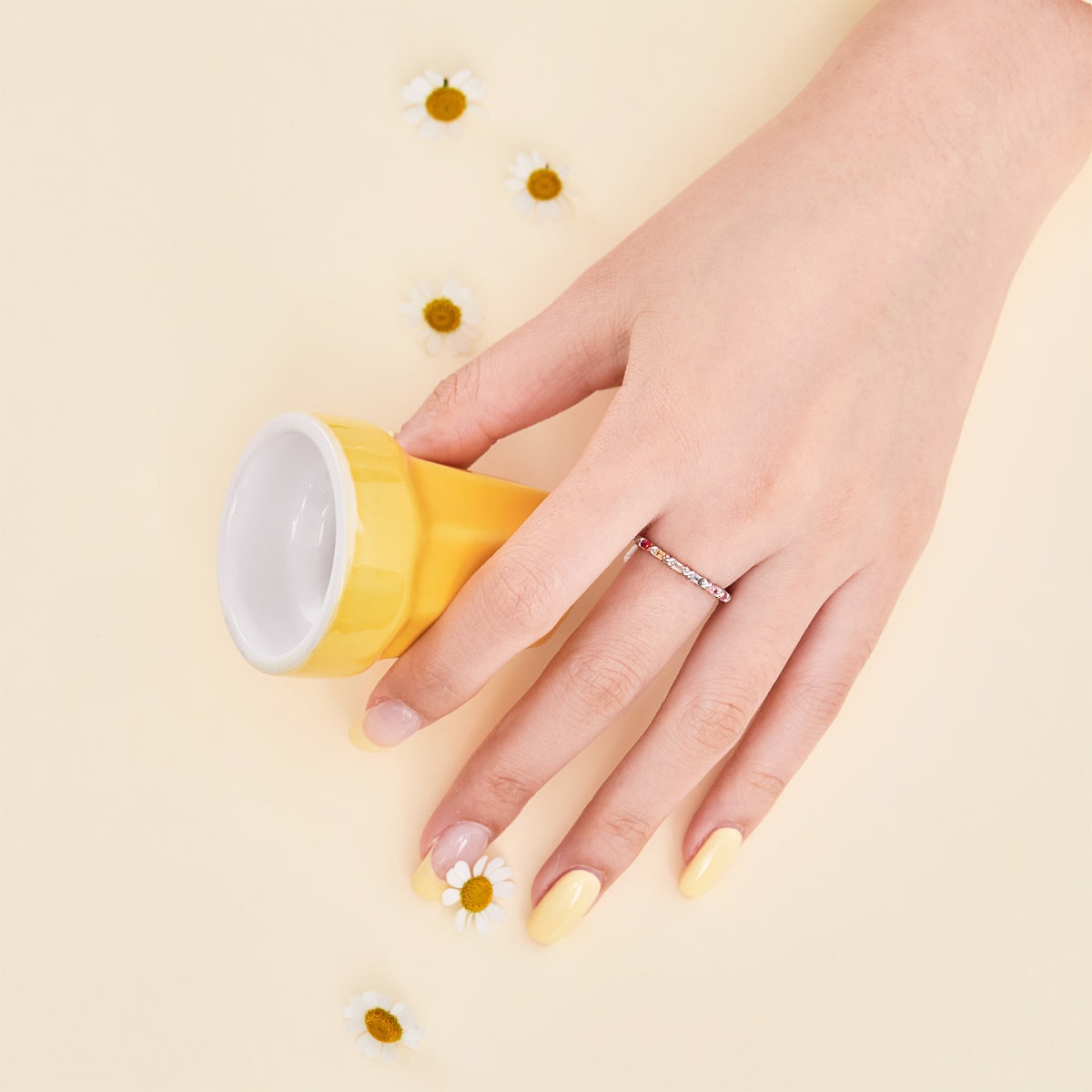 Pomuse Charming Colorful Round Cut Daily Ring