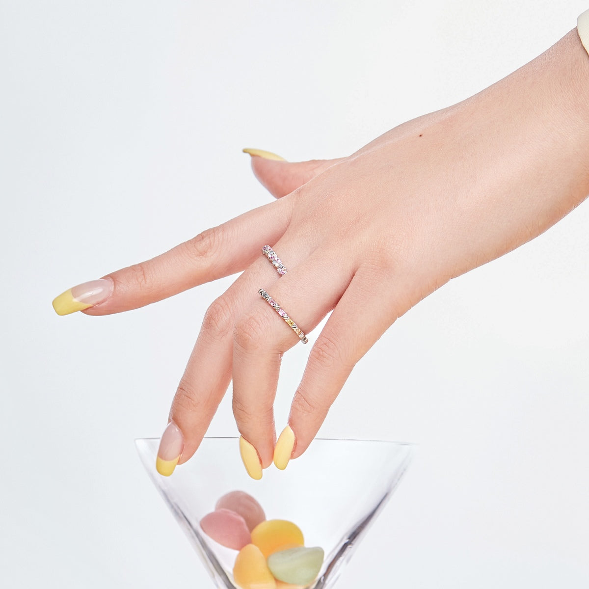 Pomuse Charming Colorful Round Cut Daily Ring
