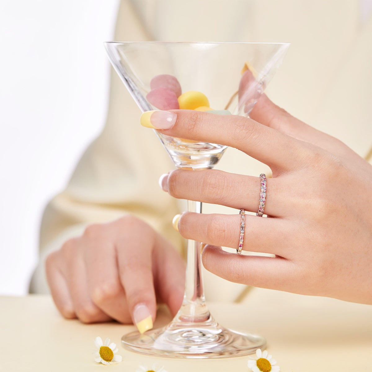 Pomuse Charming Colorful Round Cut Daily Ring