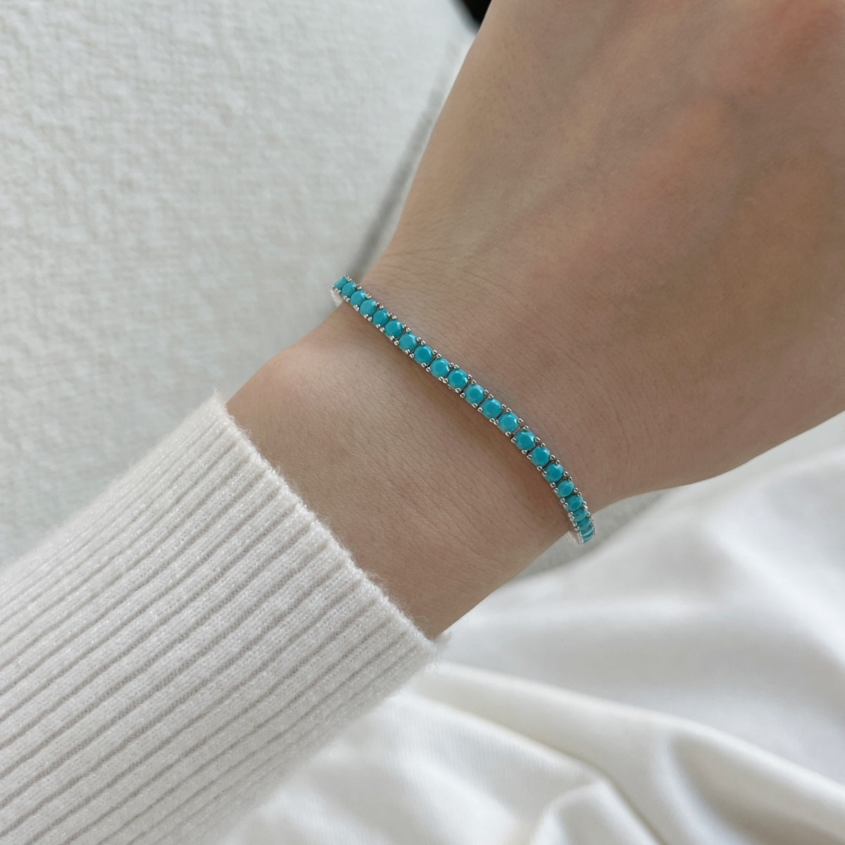 Pomuse Dainty Charming Round Cut Tennis Bracelet