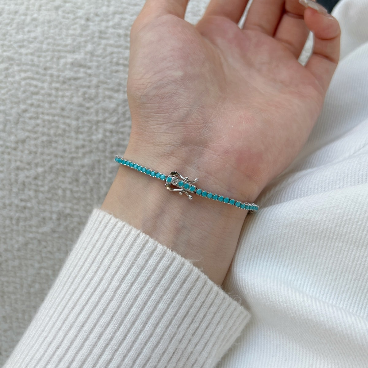 Pomuse Dazzling Exquisite Round Cut Daily Bracelet