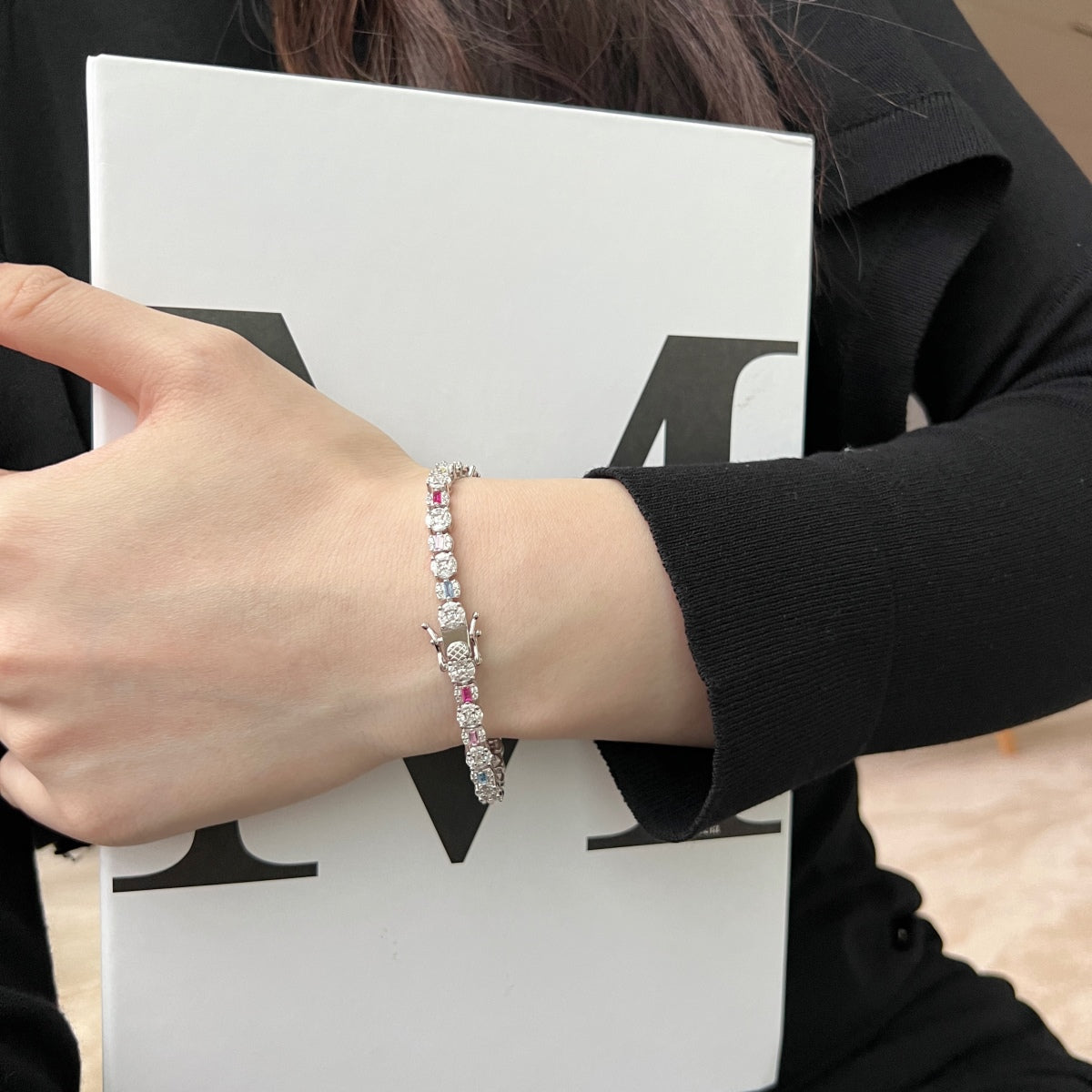 Pomuse Dazzling Radiant Multi Cut Daily Bracelet