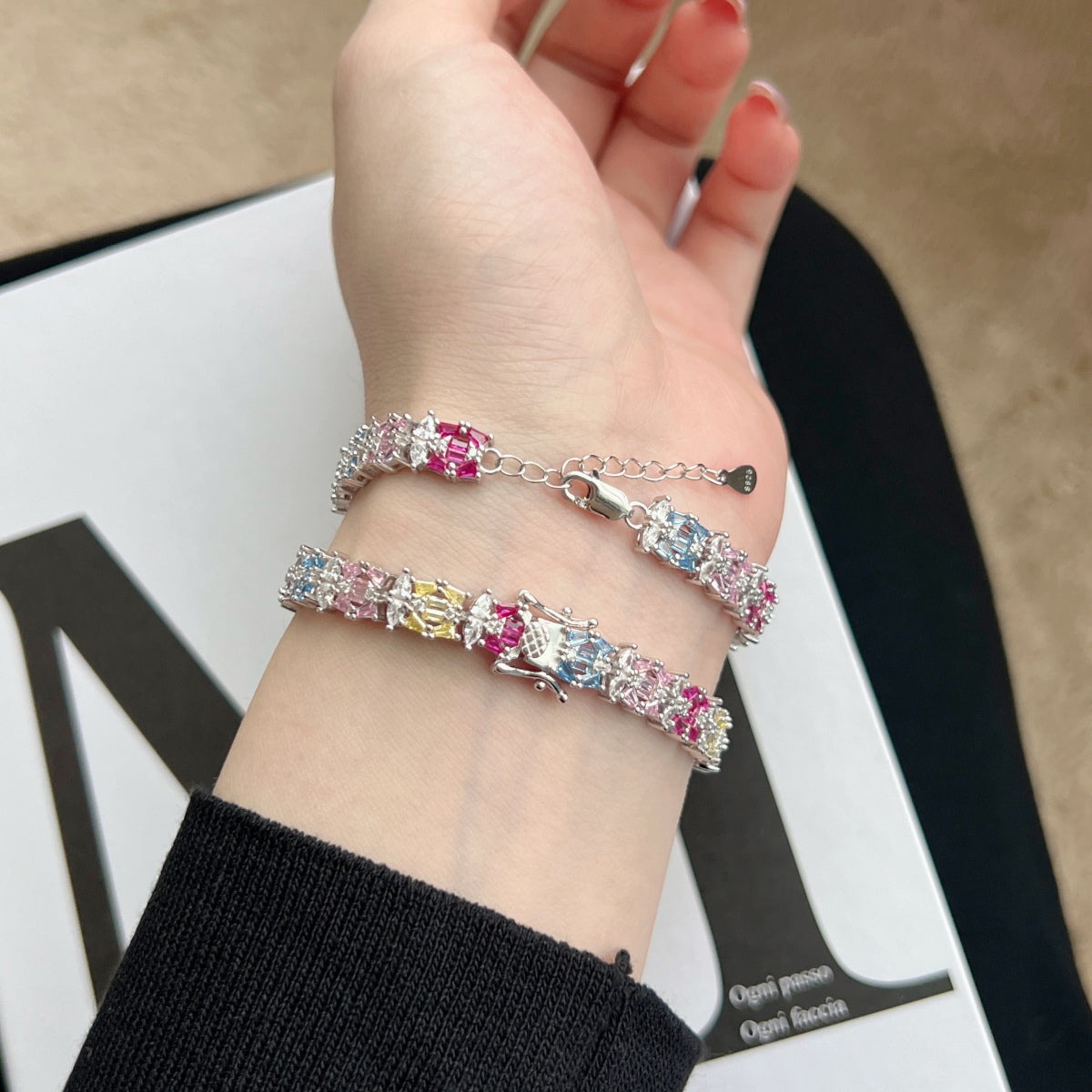 Pomuse Delicate Colorful Multi Cut Party Bracelet