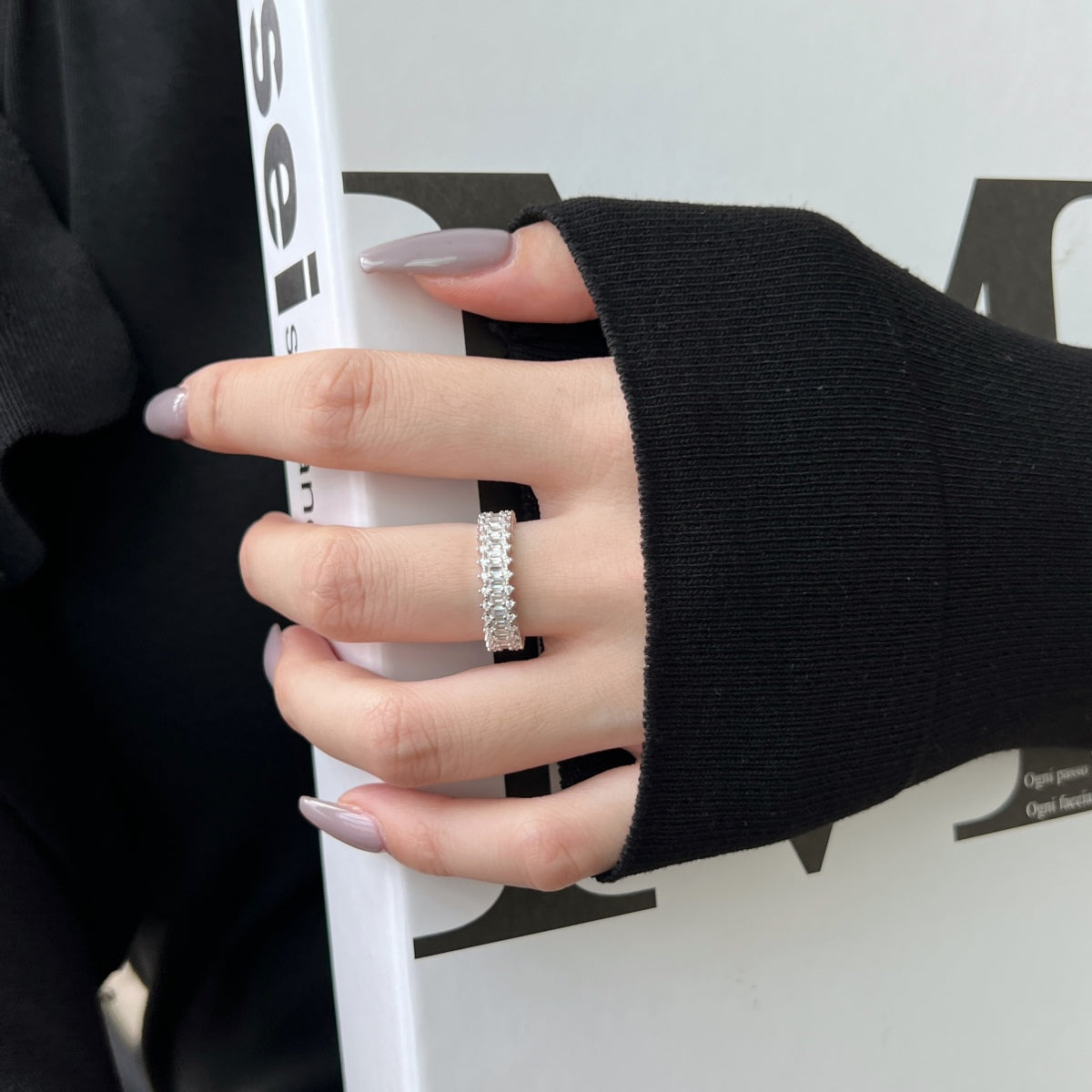 Pomuse Splashy Ornate Emerald Cut Cocktail Ring