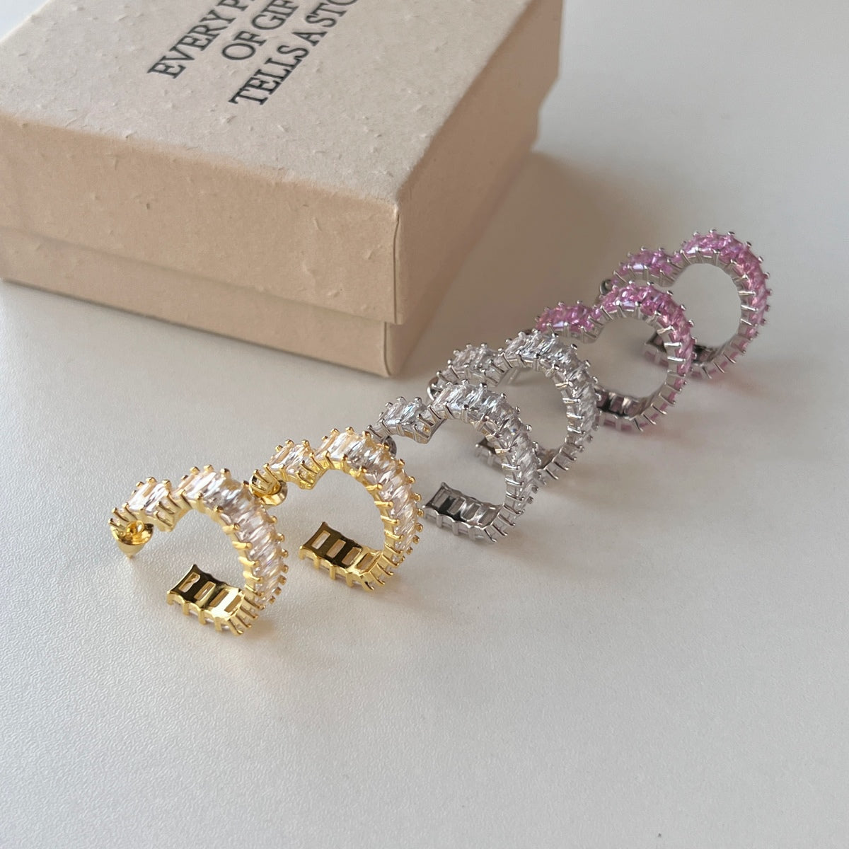 Pomuse Radiant Heart Cutout Earrings