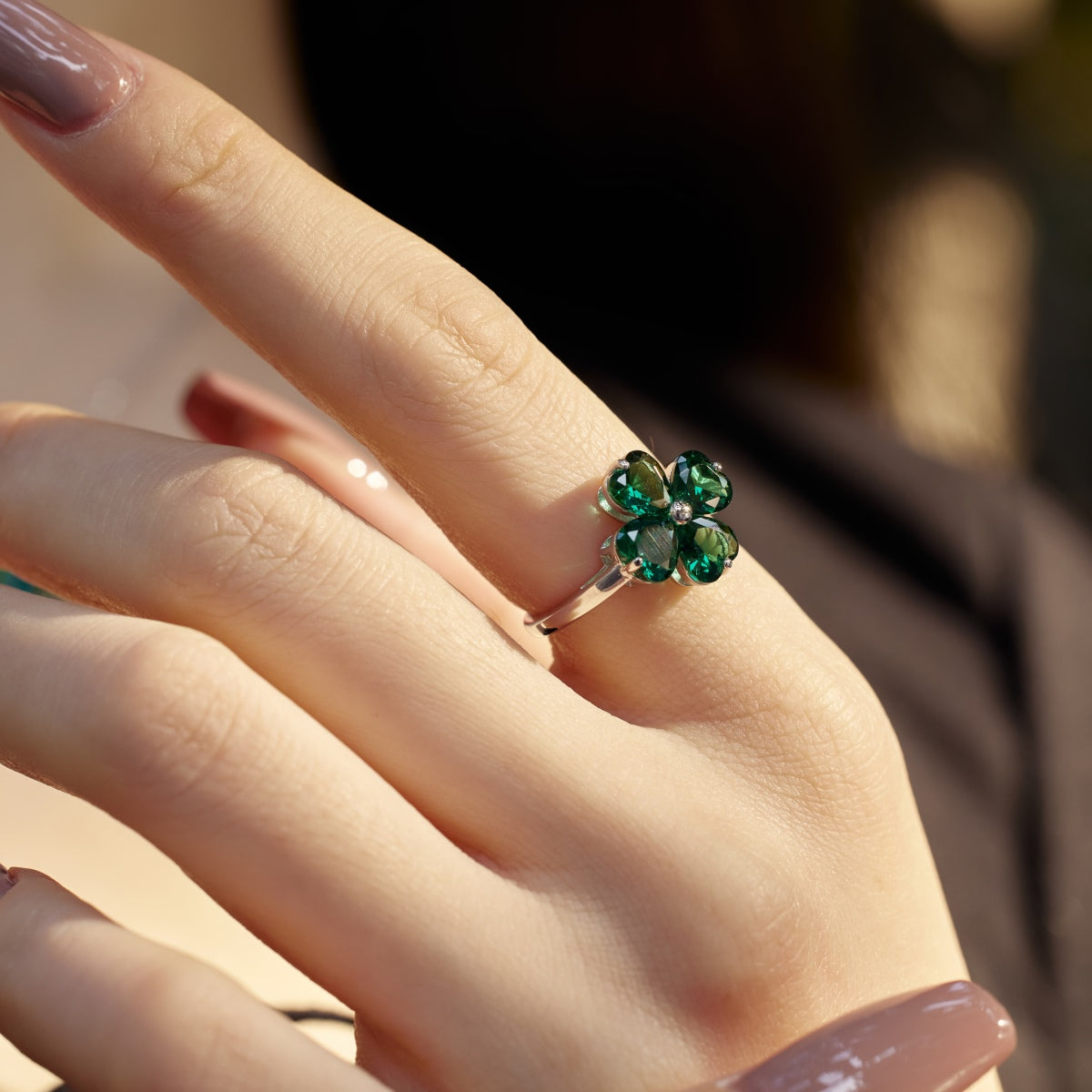 Pomuse Heart-shaped Four-Leaf Clover Ball Ring