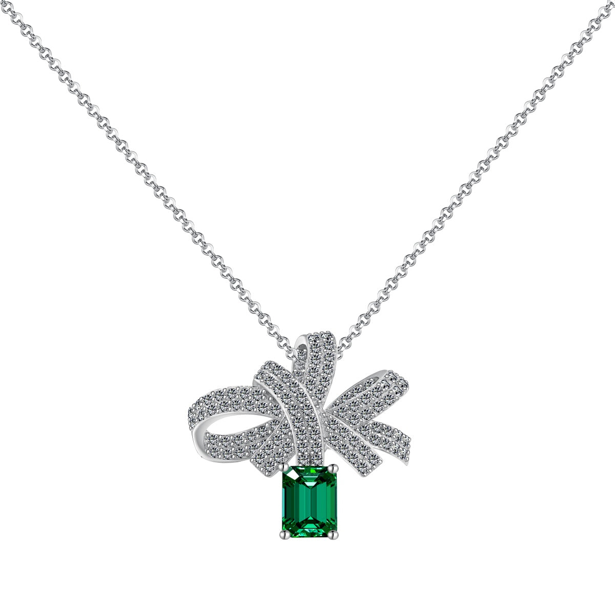 Pomuse Luxurious Flower Shape Emerald Cut Necklace