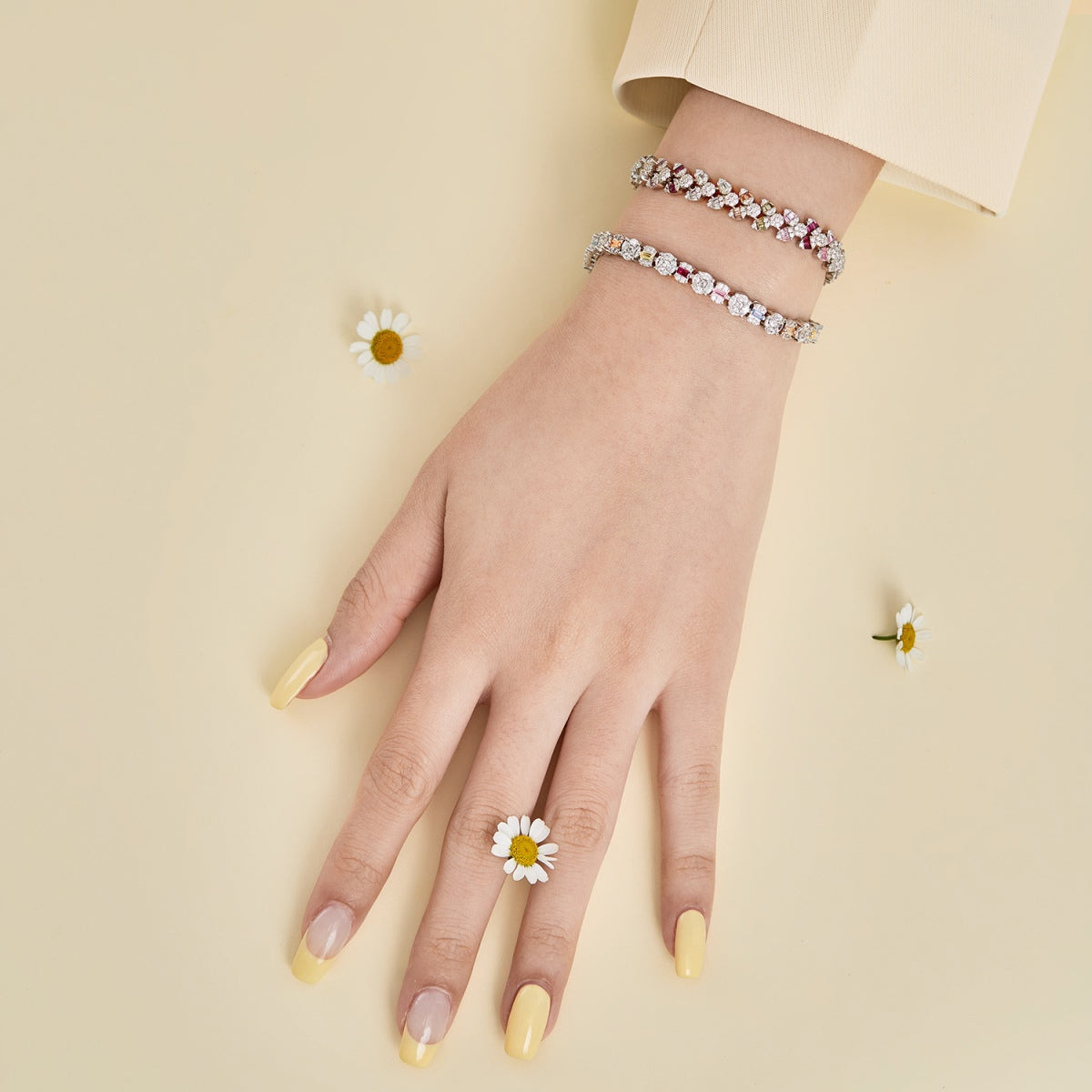 Pomuse Dazzling Radiant Multi Cut Daily Bracelet