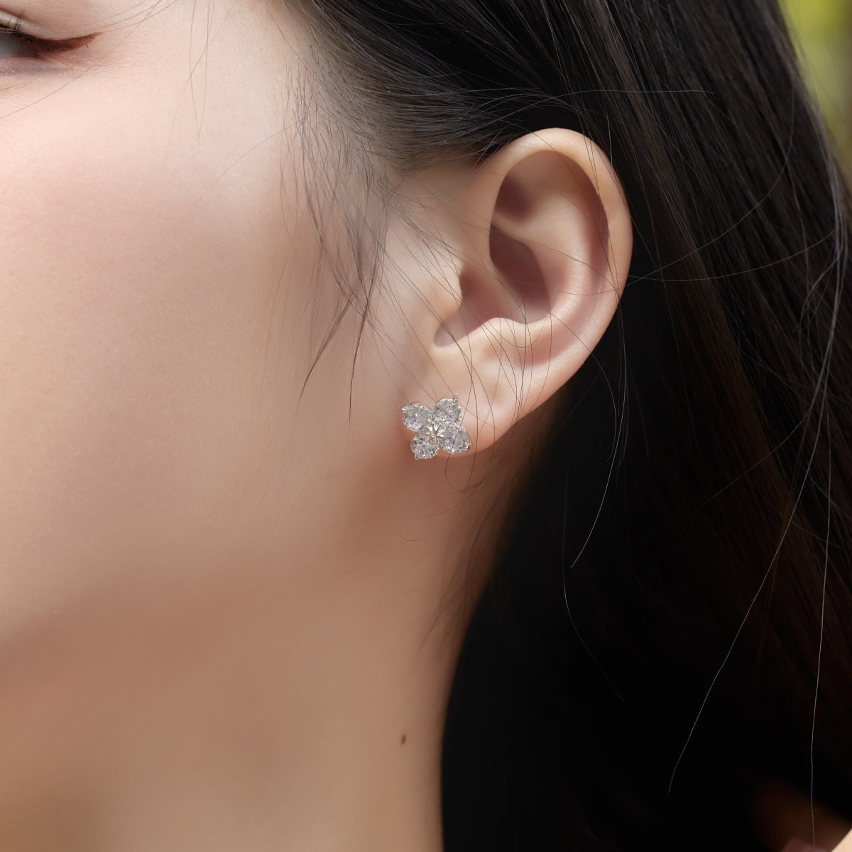 Pomuse Four-Leaf Clover Eight-Pointed Star Earrings