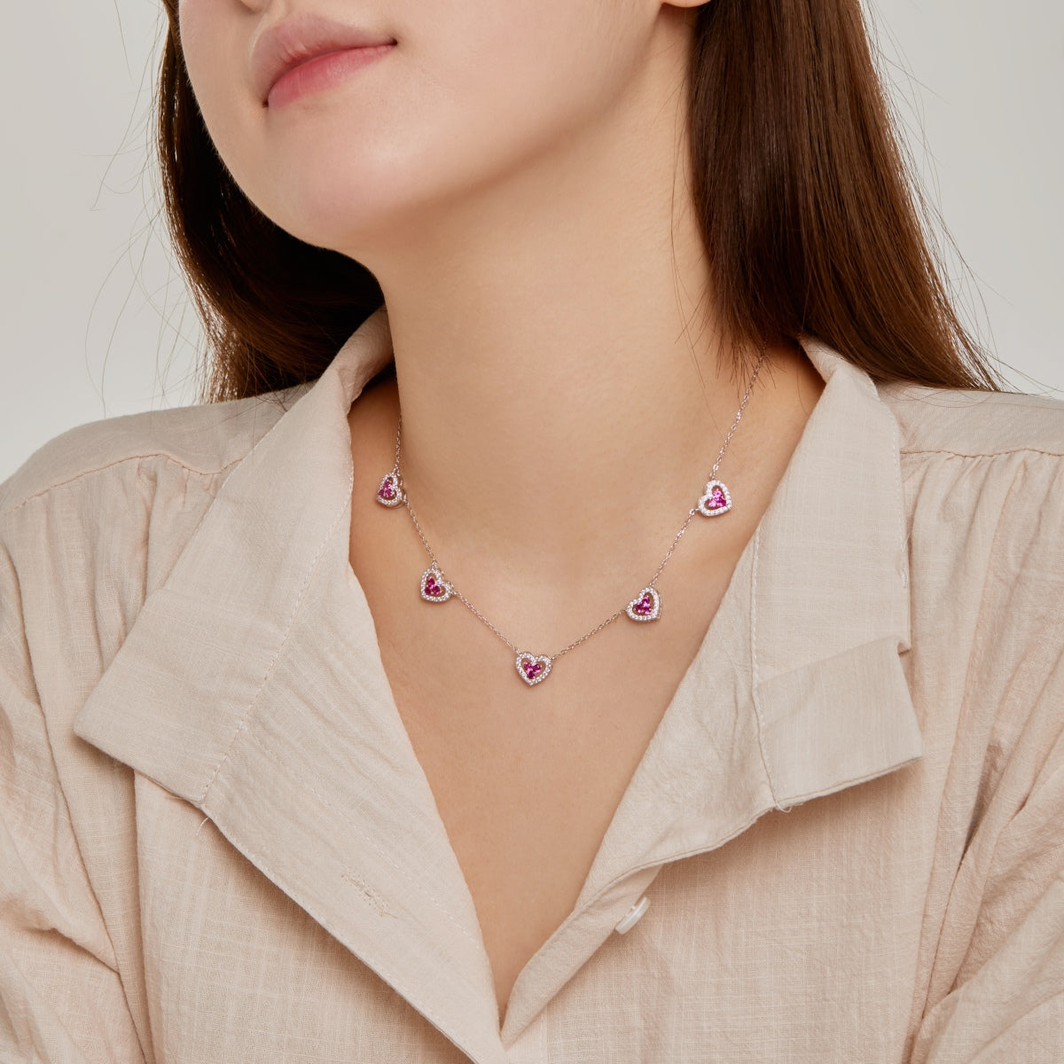 Pomuse Sparkling Five Heart Necklace