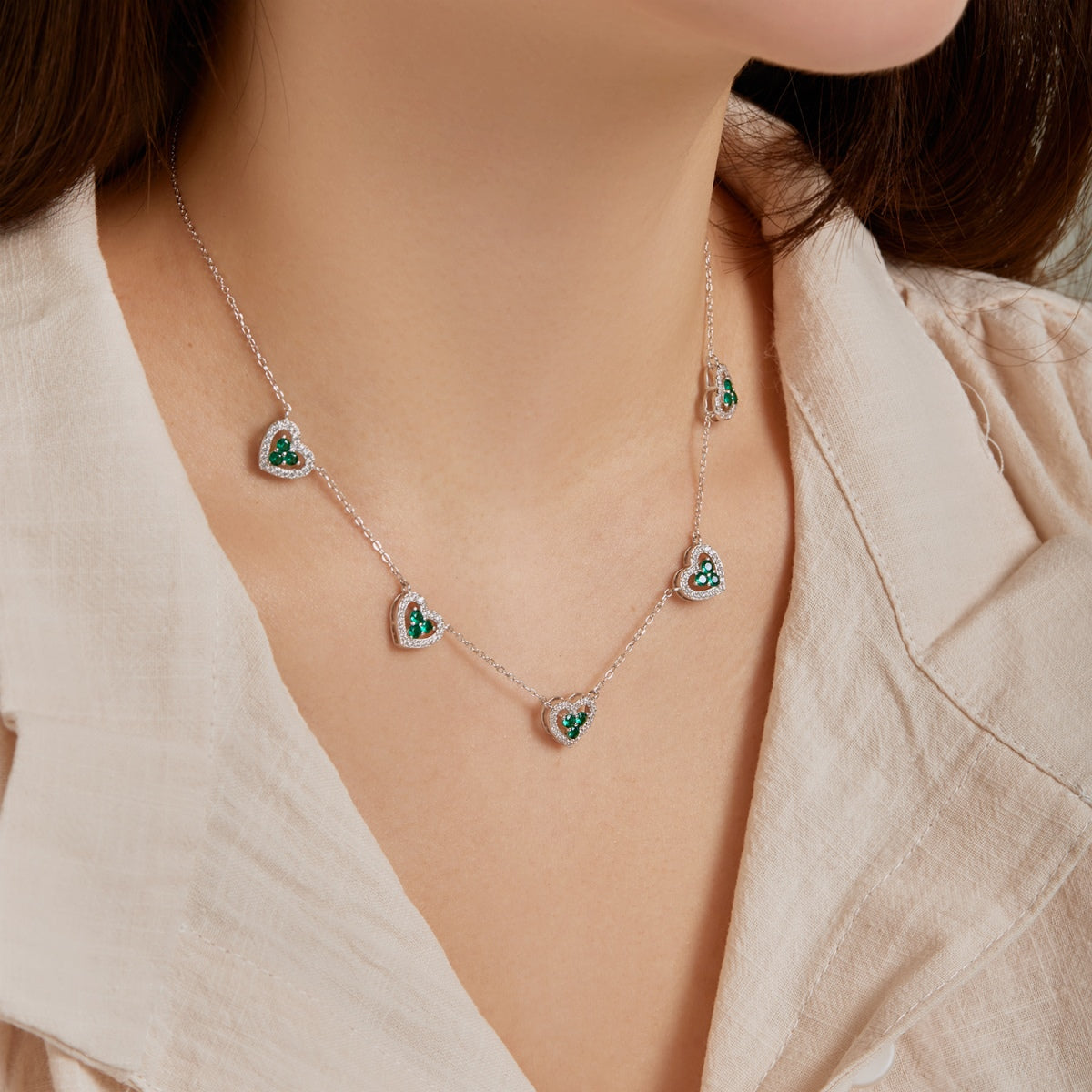 Pomuse Sparkling Five Heart Necklace