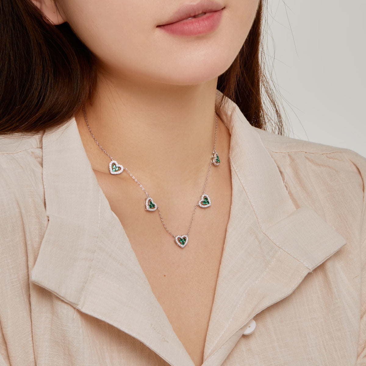 Pomuse Sparkling Five Heart Necklace