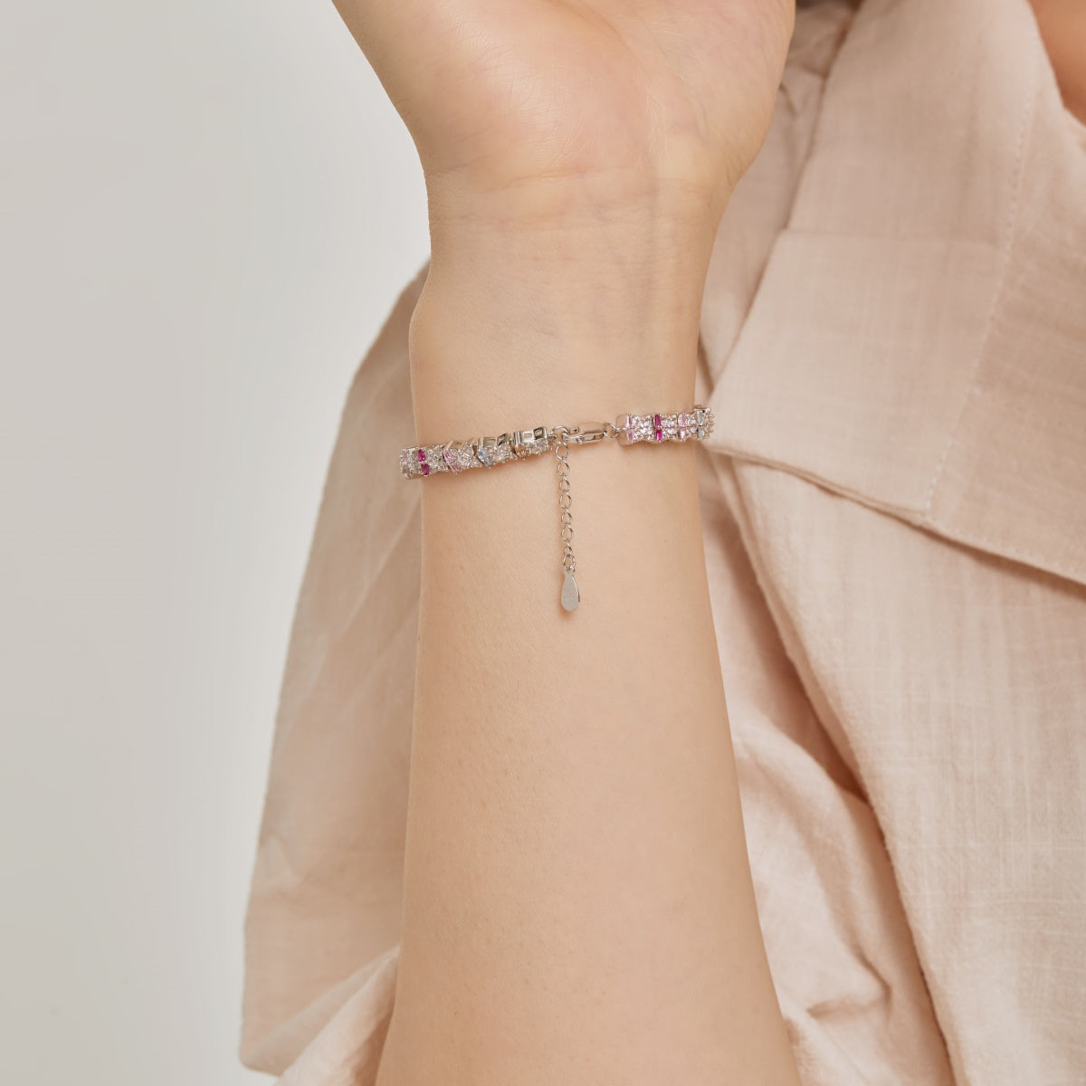 Pomuse Unique Colorful Flower Shape Daily Bracelet