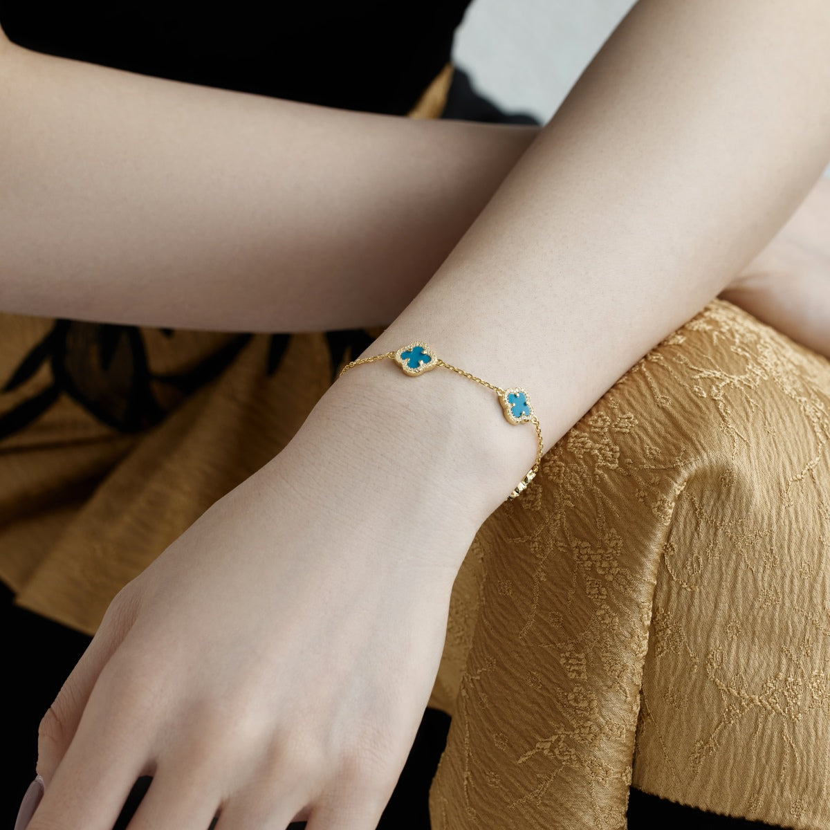 Pomuse Four-Leaf Clover Exquisite Bracelet