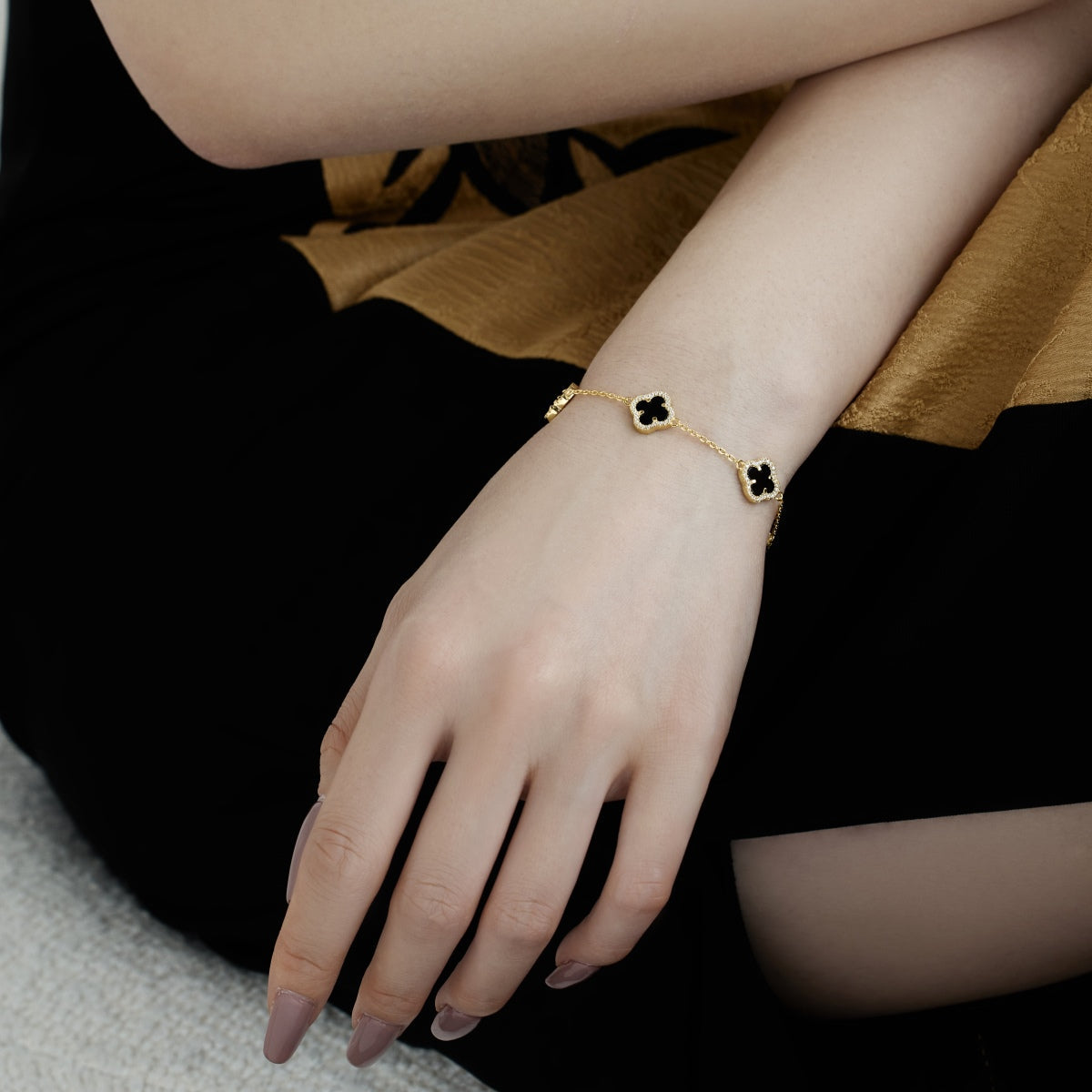 Pomuse Four-Leaf Clover Exquisite Bracelet
