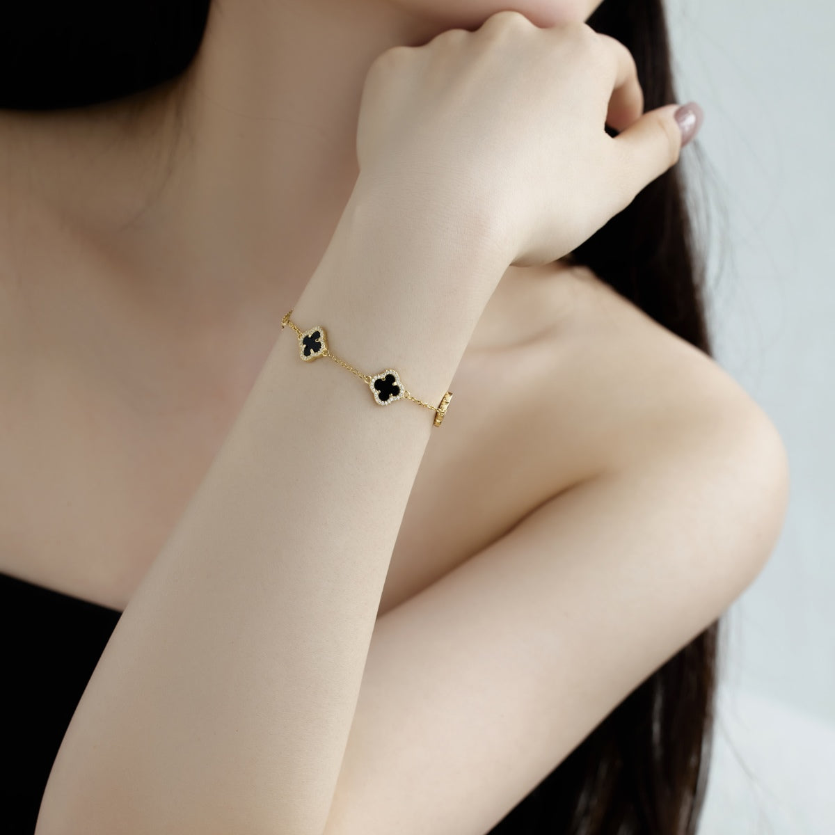 Pomuse Four-Leaf Clover Exquisite Bracelet