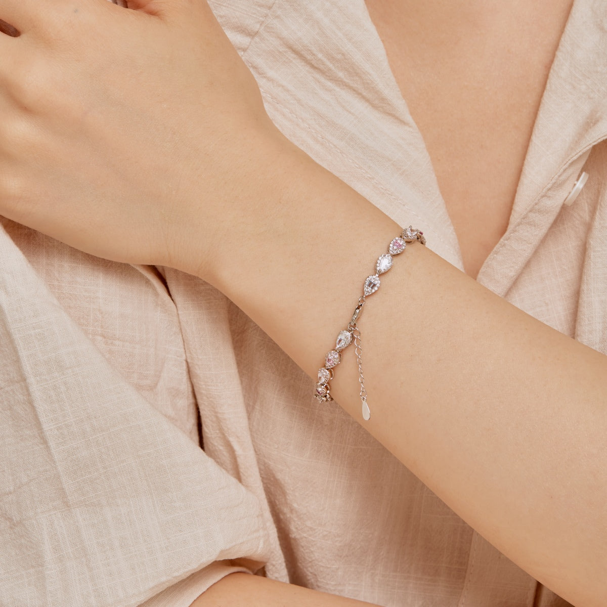 Pomuse 0.25 Carat Radiant Water Drop Shape Daily Bracelet