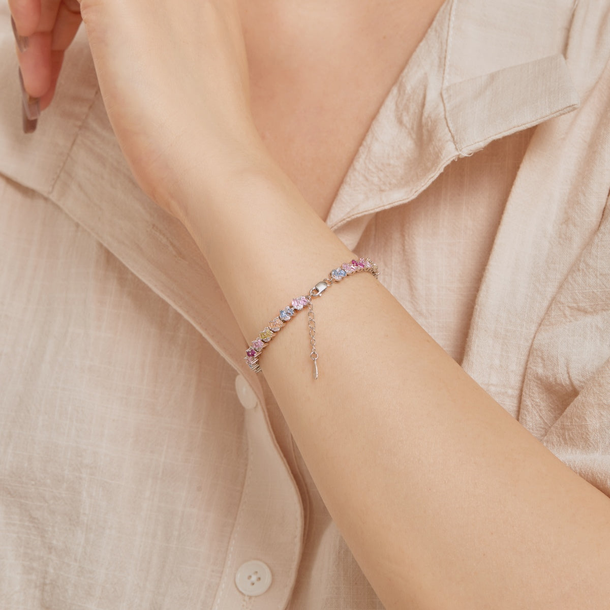 Pomuse Ornate Colorful Flower Shape Party Bracelet