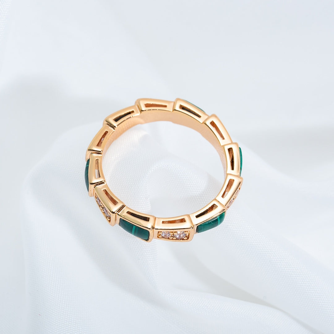 Pomuse SERPENTI RING PINK GOLD MALACHITE DIAMOND 3MM