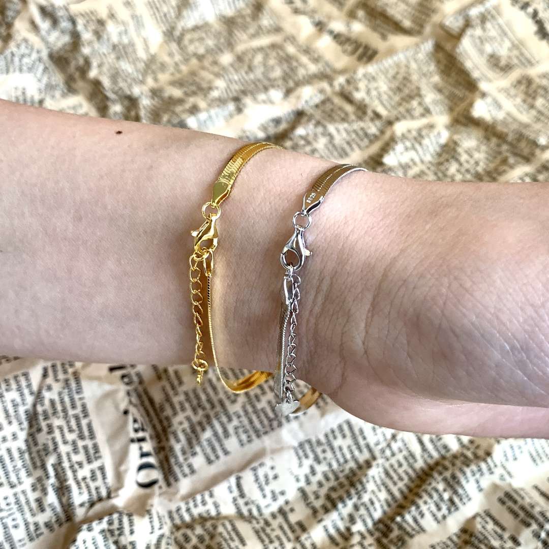 Pomuse Flat Snake Bone Chain Blade Necklace