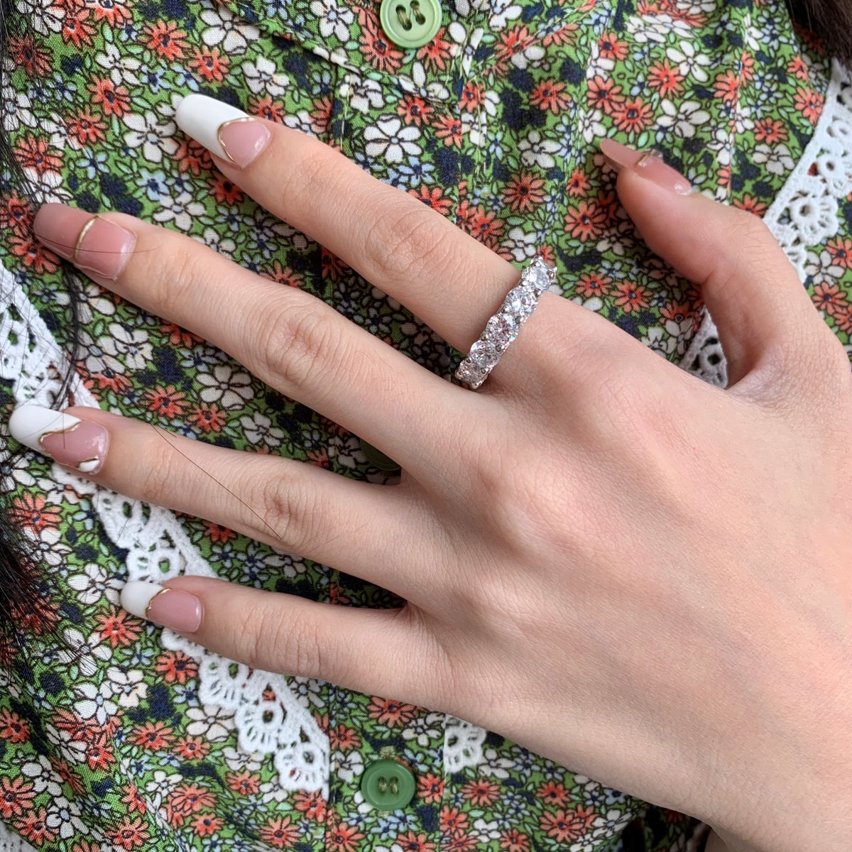 Pomuse Gorgeous Round Cut Tennis Ring