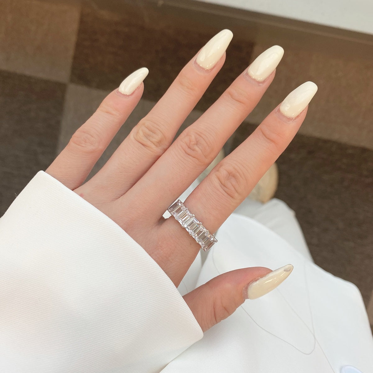 Pomuse 0.75 Carat Elegant Emerald Cut Tennis Ring