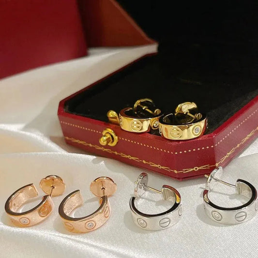 Pomuse LOVE-OHRRINGE 5,7 MM 2 DIAMANTEN