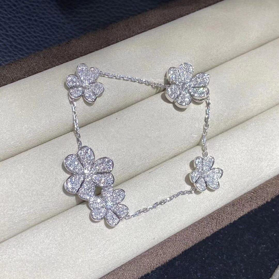 Pomuse FRIVOLE SILBERARMBAND MIT 5 BLUMEN