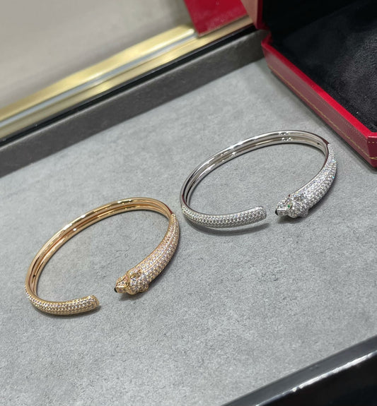 Pomuse PANTHERE OFFENES ARMBAND MIT VOLLEN DIAMANTEN